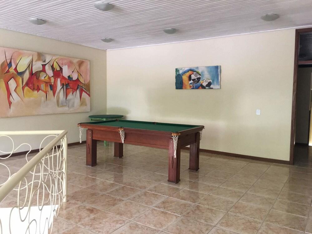 Sueds Premium Hotel 3*